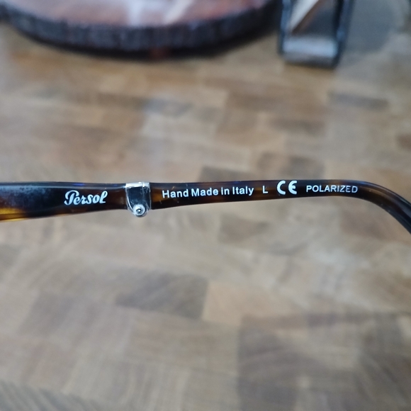 🆕️Persol folding sunglasses - Picture 3 of 7